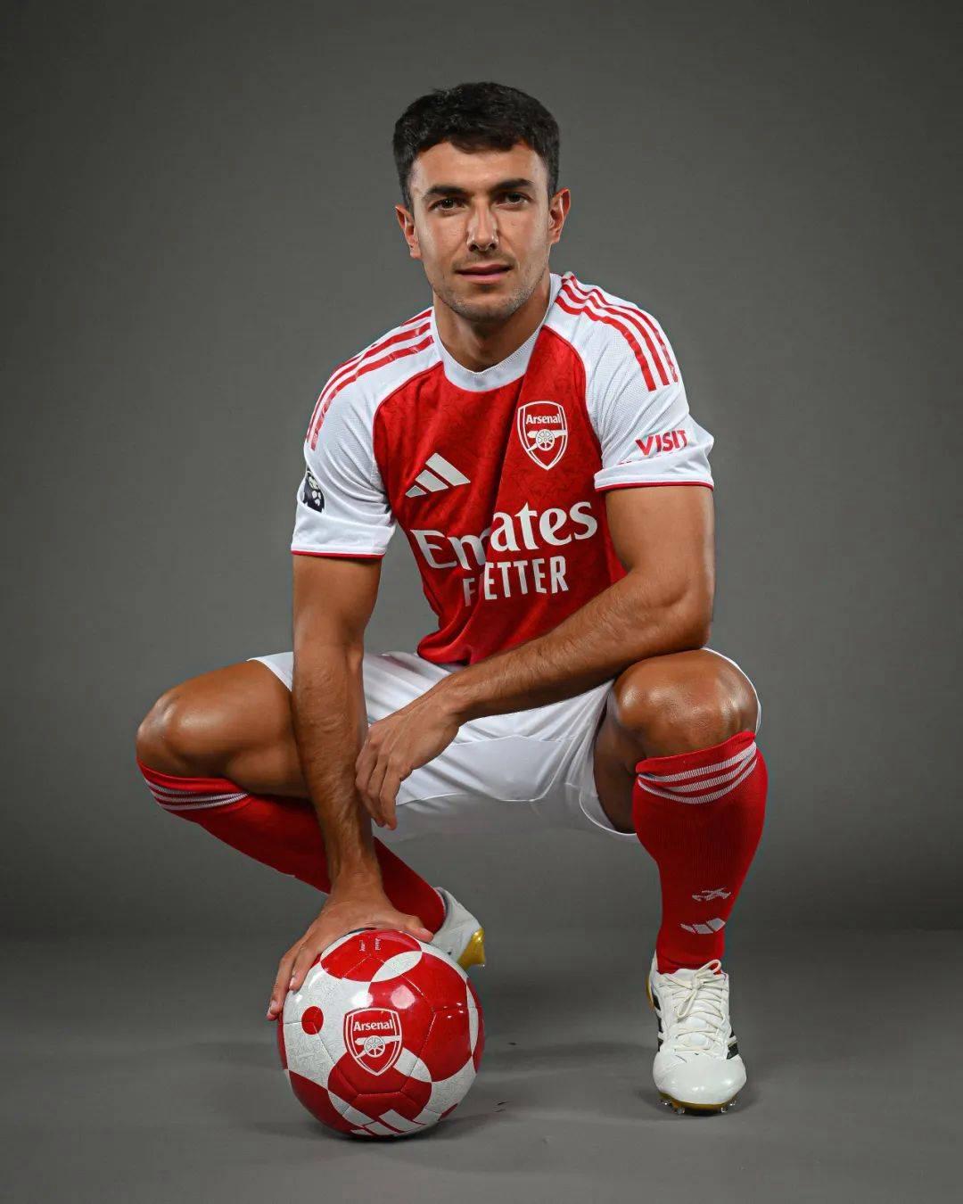 Kaiyun体育App下载包含阿森纳队惨败!主帅赛后直言球队需彻底反思,应该帮助.的词条