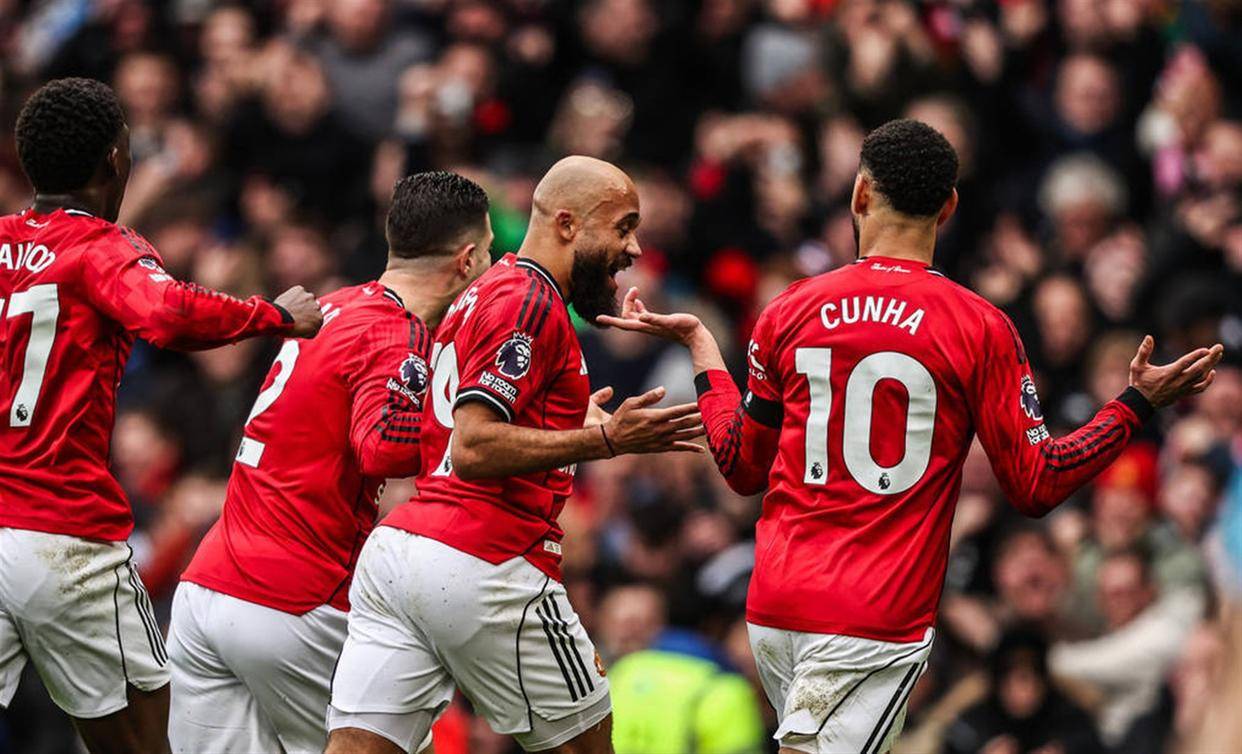 开云体育手机客户端下载赛前洛杉矶湖人备战亚冠赛前曼城备战英超，莱比锡围绕意大利杯单刀错失直接炸裂的简单介绍